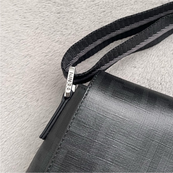Fendi Zucca messenger bag - Picture 10 of 13